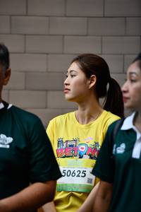 BIB: 50625
                            <button type="button" onclick="openModal(21897816)" class="btn btn-primary btn-sm float-right btn-popup" data-toggle="modal" data-target=".modal-high-quality">
                        <i class="fas fa-shopping-cart"></i> Add to Cart
                    </button>
                                            <button type="button" onclick="isThisMe(21897816, true)" class="btn btn-success btn-sm float-right btn-popup btn-isme hidden" data-toggle="tooltip" data-placement="bottom" title="นี่คือรูปของคุณใช่ไหม คลิกที่นี่เพื่อเอาเข้าอัลบั้ม">
                        <i class="fas fa-plus"></i> Add to album
                    </button>
                    <button type="button" onclick="isThisMe(21897816, false)" class="btn btn-warning btn-sm float-right btn-popup btn-isnotme hidden">
                        <i class="fas fa-ban"></i> Remove from album
                    </button>